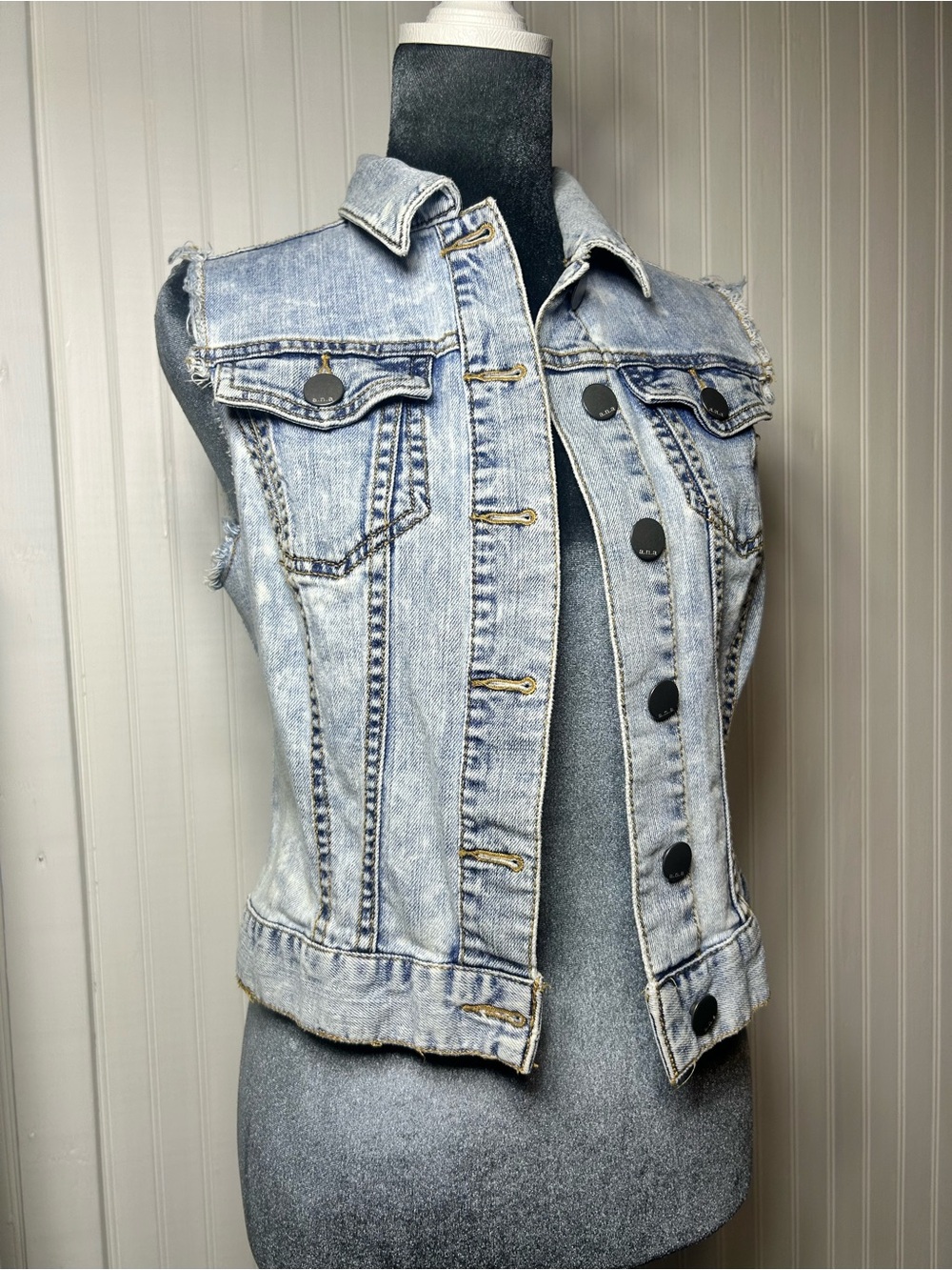 a.n.a Light Blue Denim Vest Jacket